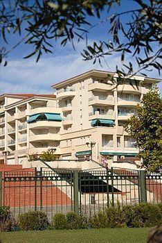 Residence Odalys Les Pins Bleus Juan-les-Pins Buitenkant foto